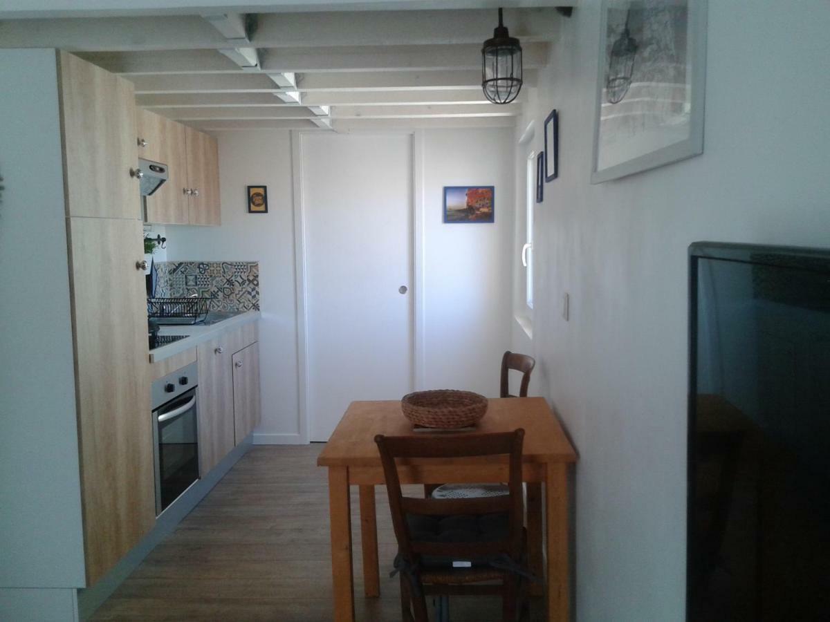Ferienwohnung Tranquille Au Panier Face A La Mer Marseilles Exterior foto