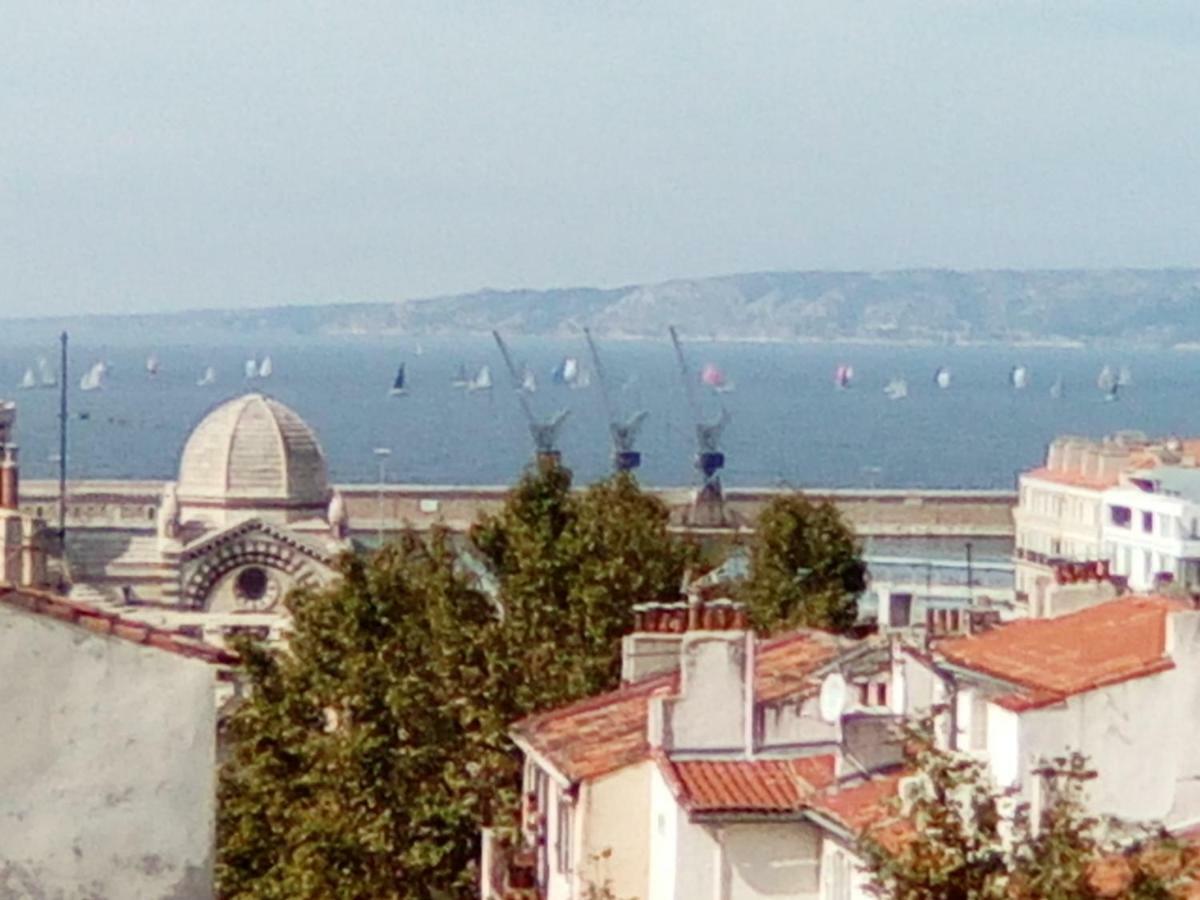 Ferienwohnung Tranquille Au Panier Face A La Mer Marseilles Exterior foto